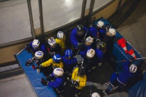 Read more about the article Navigating the Age Levels of Youth Ice Hockey: A Comprehensive Guide
