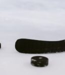Read more about the article Understanding the Art of Hockey Blade Curves: A Player’s Guide